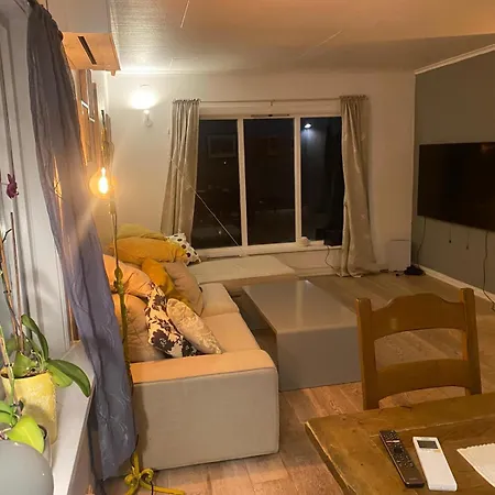 Bugardsasen1, Whole House 度假居 *